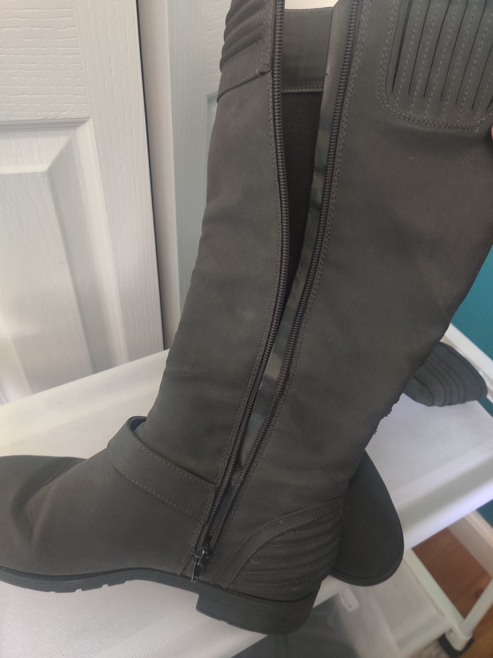 Jasmine Over-the-Knee Zip‎ Boots in Gray